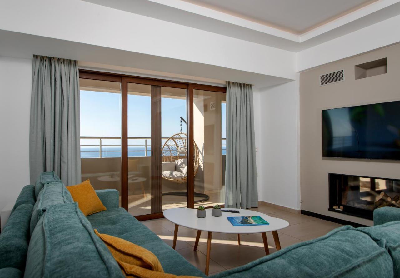Overview Chania With Sea View And Amazing Sunset Exterior photo